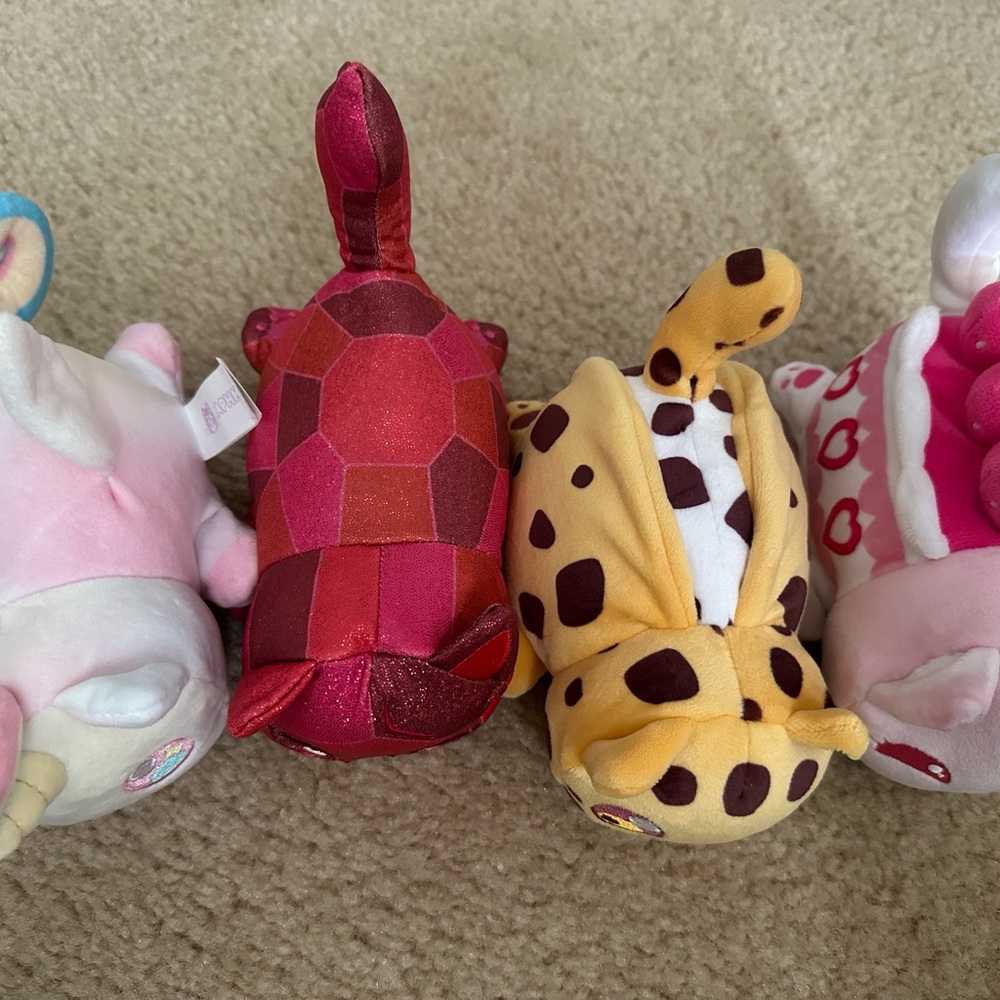 APHMAU PLUSH SET